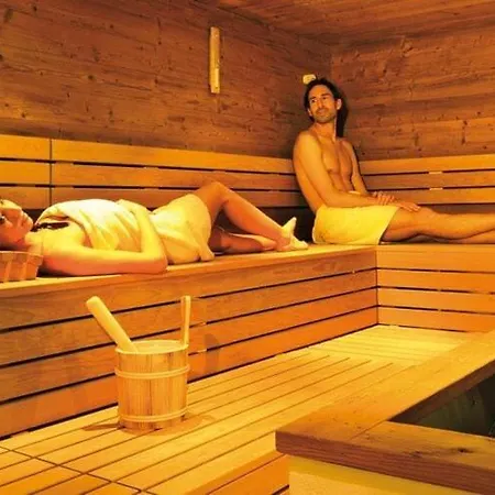 Semesterbostad In Tyrol Near Slopes & Sauna